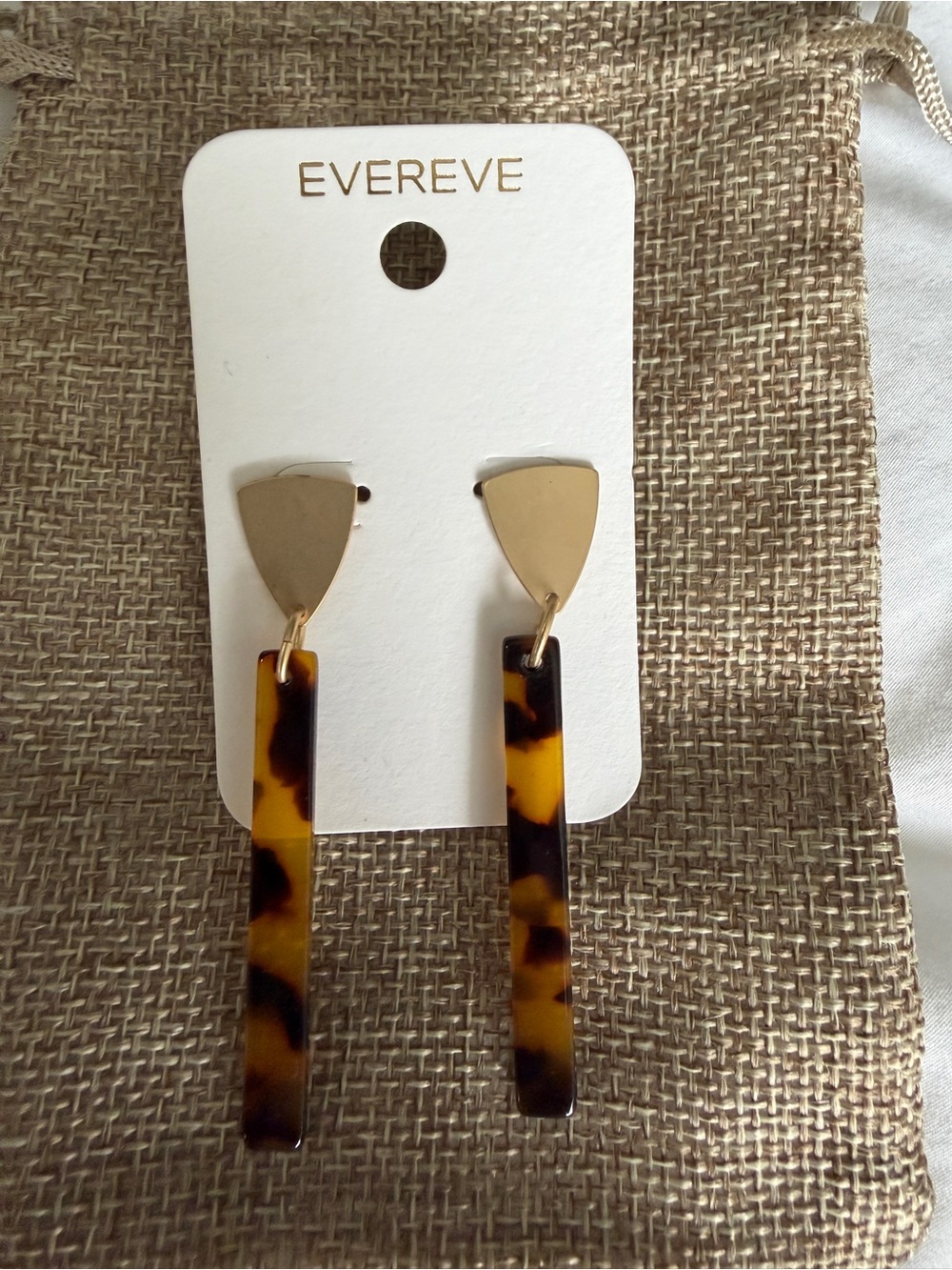 Evereve Gold Triangle Post Tortoiseshell Bar Drop Earrings
